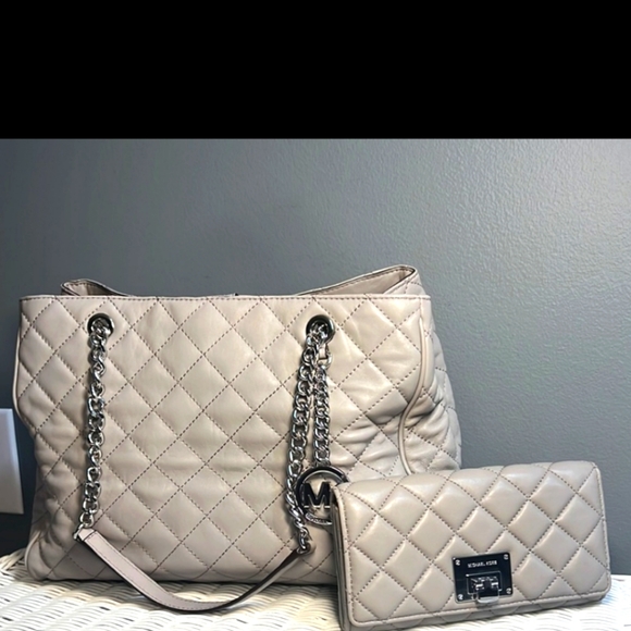 Michael Kors Handbags - Michael Kors Susannah Satchel & wallet set